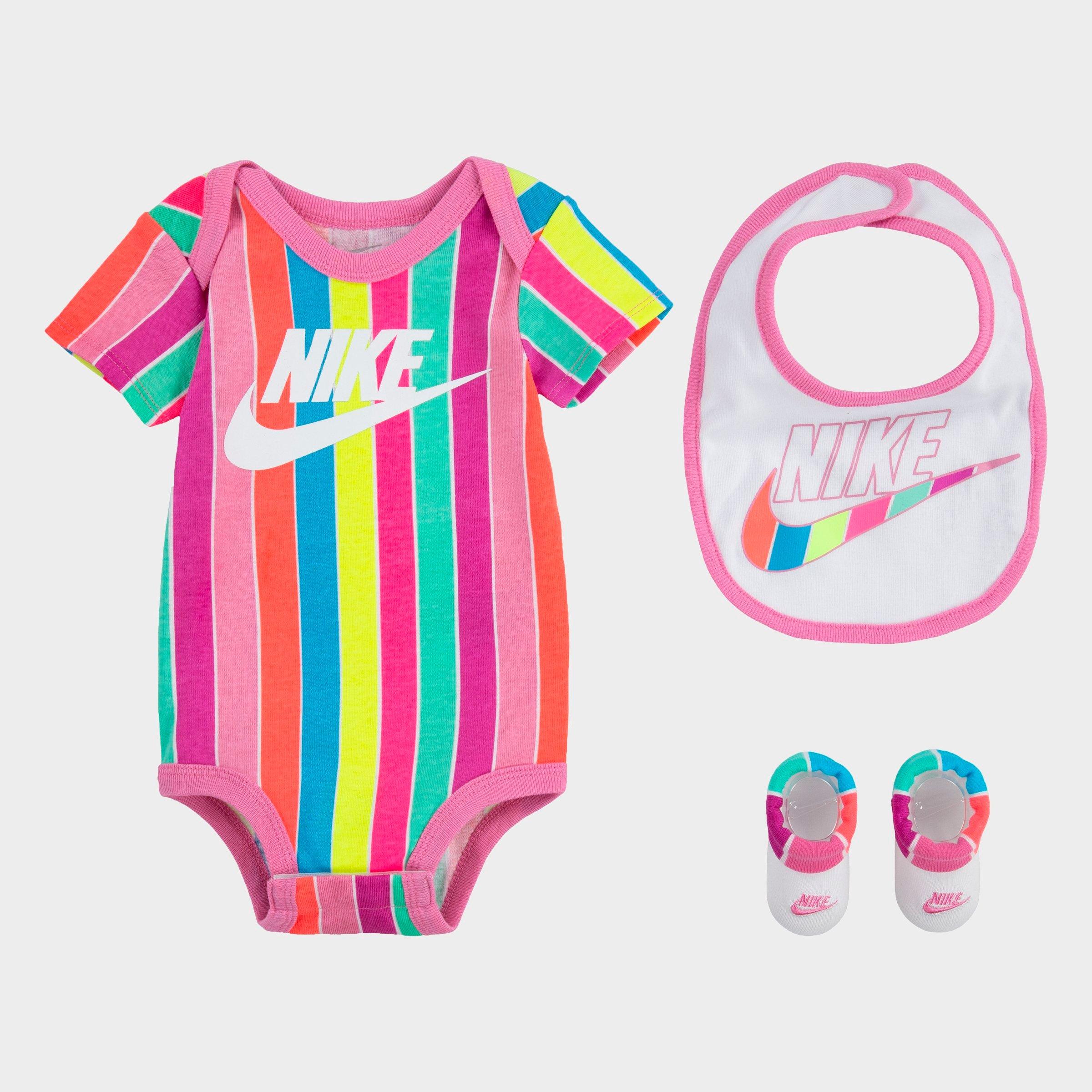 nike 3 piece futura logo set infant