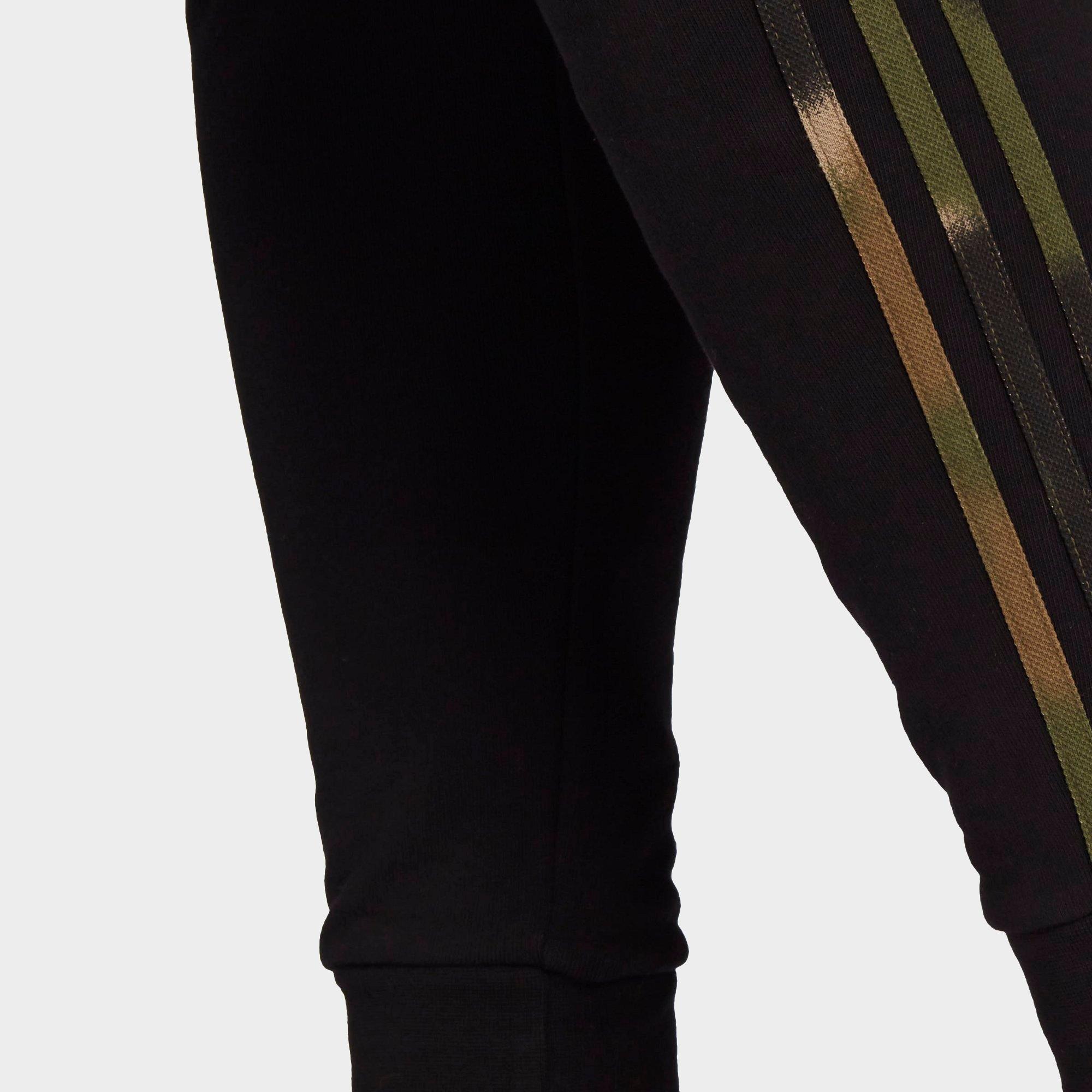 mens joggers camo