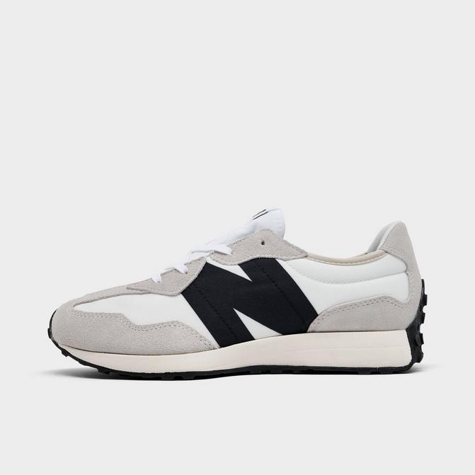 New balance youth store shoes