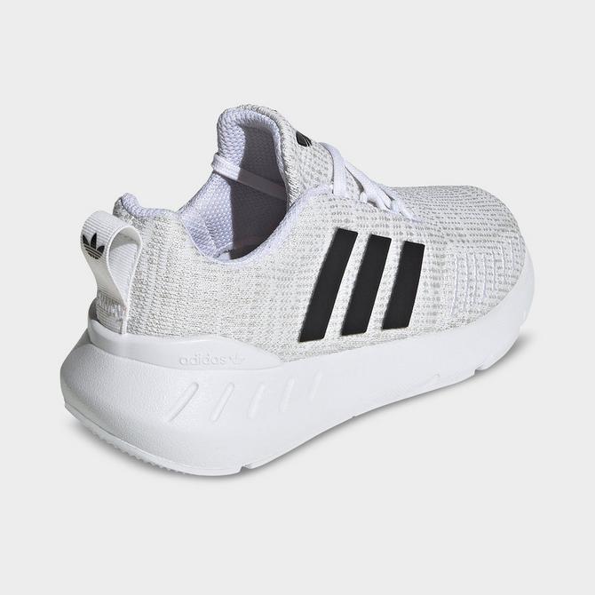 Adidas swift best sale run sneaker kids