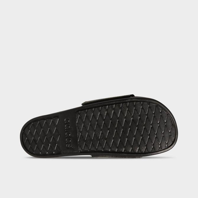 Adidas side logo on sale sandal