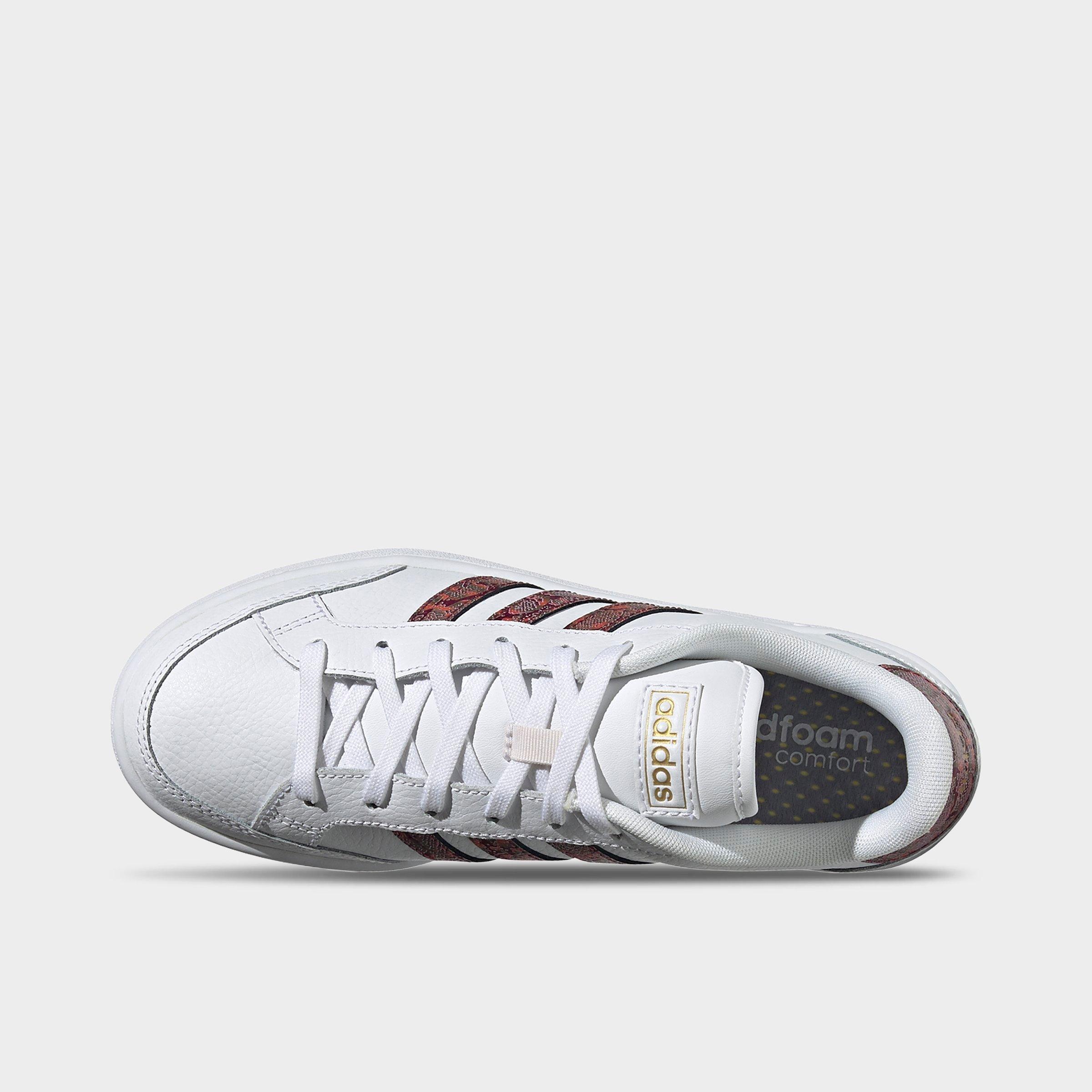 adidas women's grand court se tennis shoe