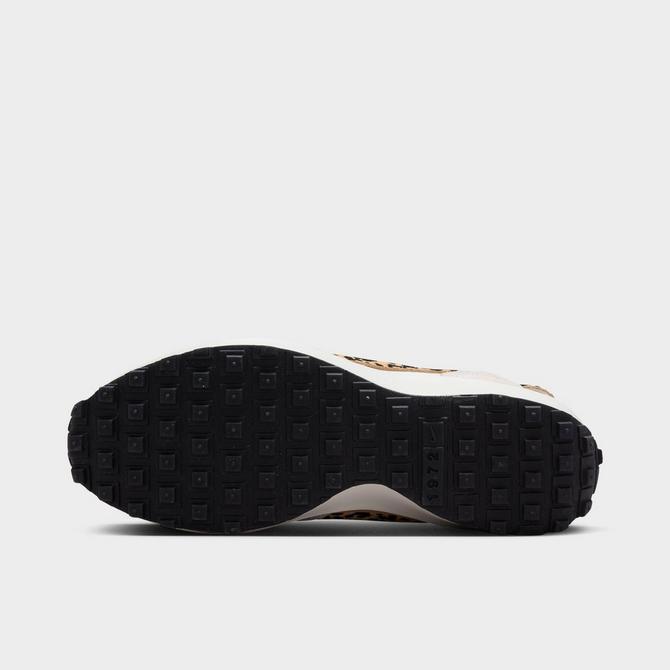 Nike waffle outsole best sale