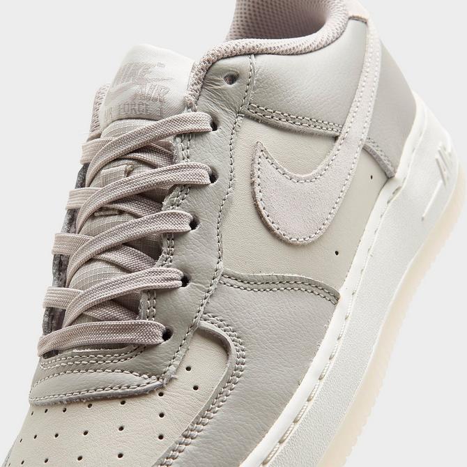 Air force 1 lv8 low online