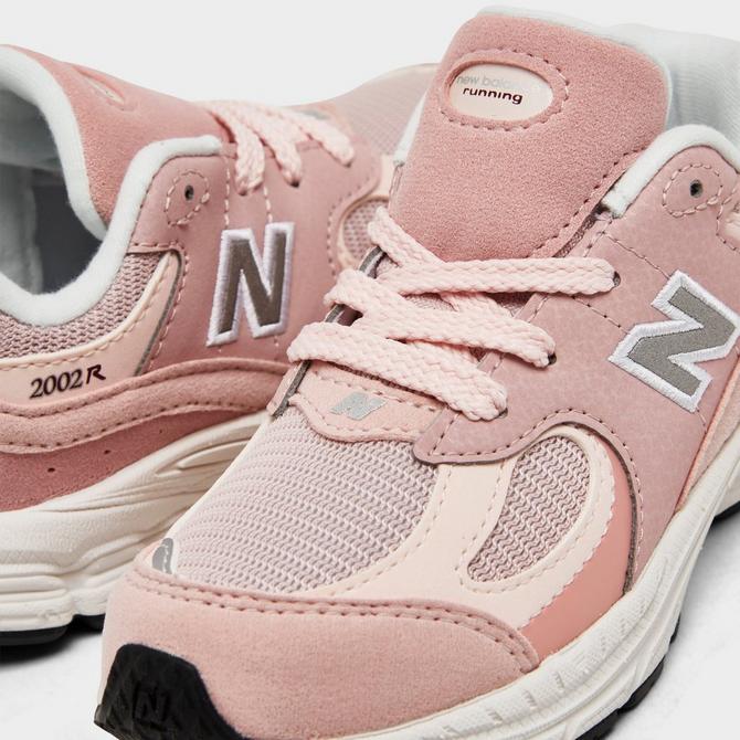 New balance cheap 670 women pink