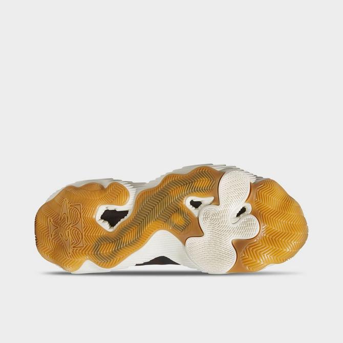 adidas Trae Young 3 Low Basketball Shoes JD Sports