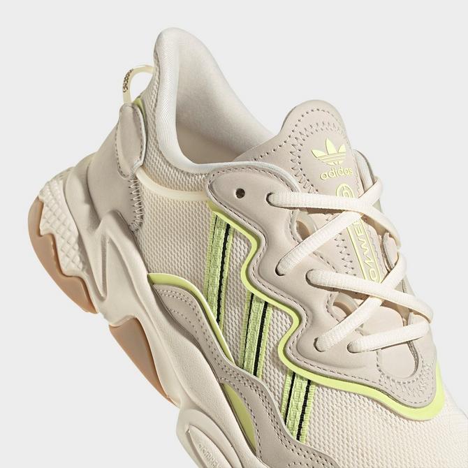 Jd sports best sale ozweego beige