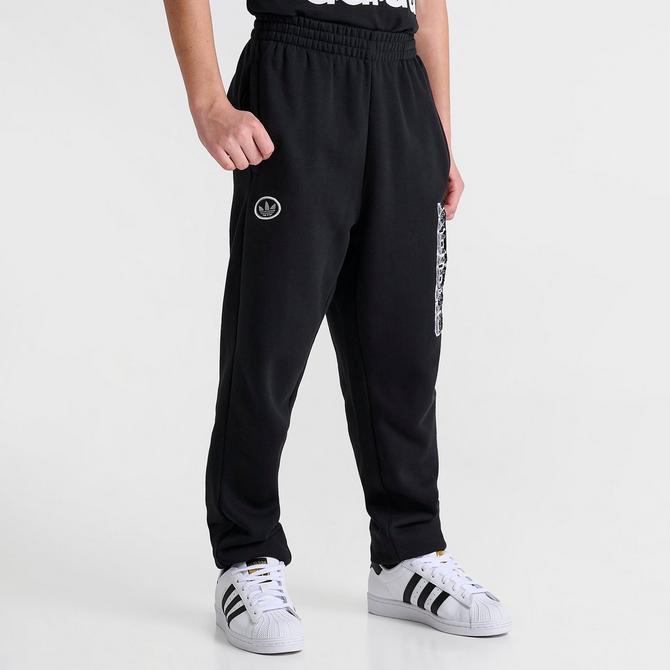 adidas Originals Collegiate Crest Joggers in Gray for Men