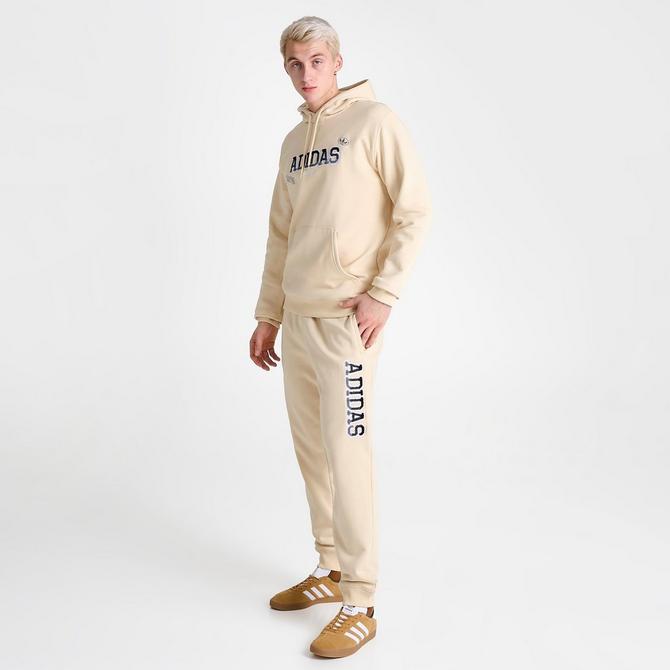 https://media.jdsports.com/i/jdsports/IR9671_270_M2?$default$&w=670&h=670&bg=rgb(237,237,237)