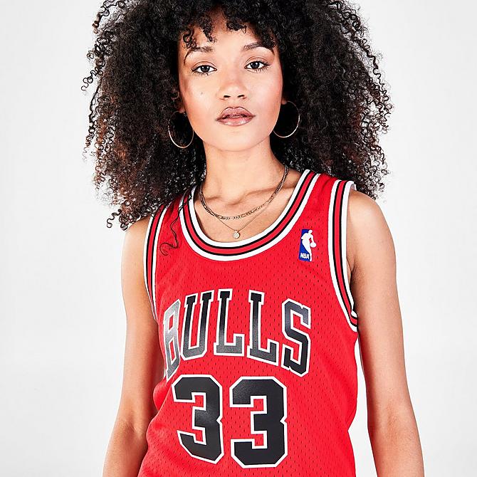 HOT Scottie Pippen Chicago Bulls Mitchell & Ness Hardwood Classics 199798 Split Swingman Red/Black Basketball Jersey • Kybershop