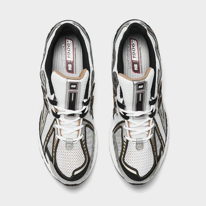 Gender: Unisex Color: Black Louis Vuitton Trainer Sneakers, Casual Shoe