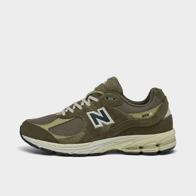 Right view of New Balance 2002R Casual Shoes in Dark Moss/Covert Green Click to zoom