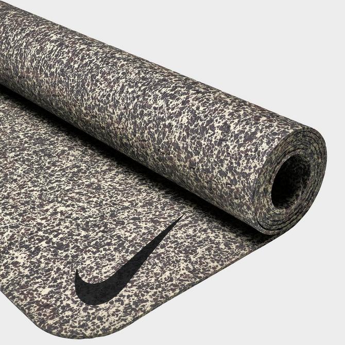 Jd sports store yoga mat