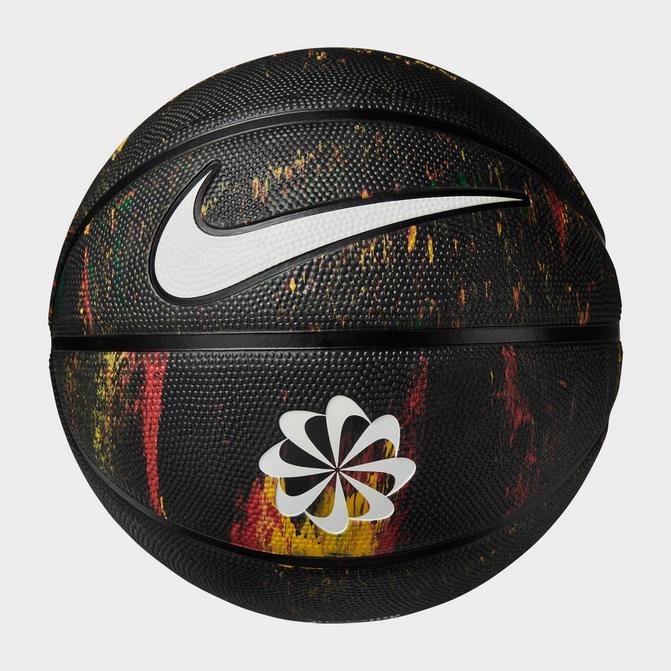 Bola de Basquete Nike Playground 8P Next Nature em Promoção