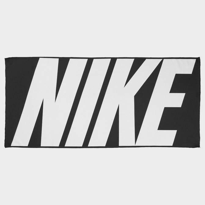 Chronisch retort Bourgeon Nike Cooling Towel Muffler| JD Sports