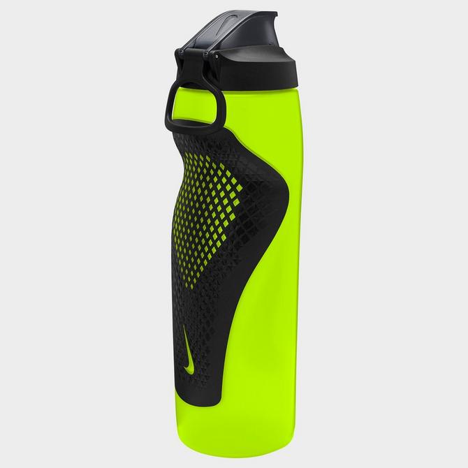 Nike Refuel Squeezable Bottle (32 oz).