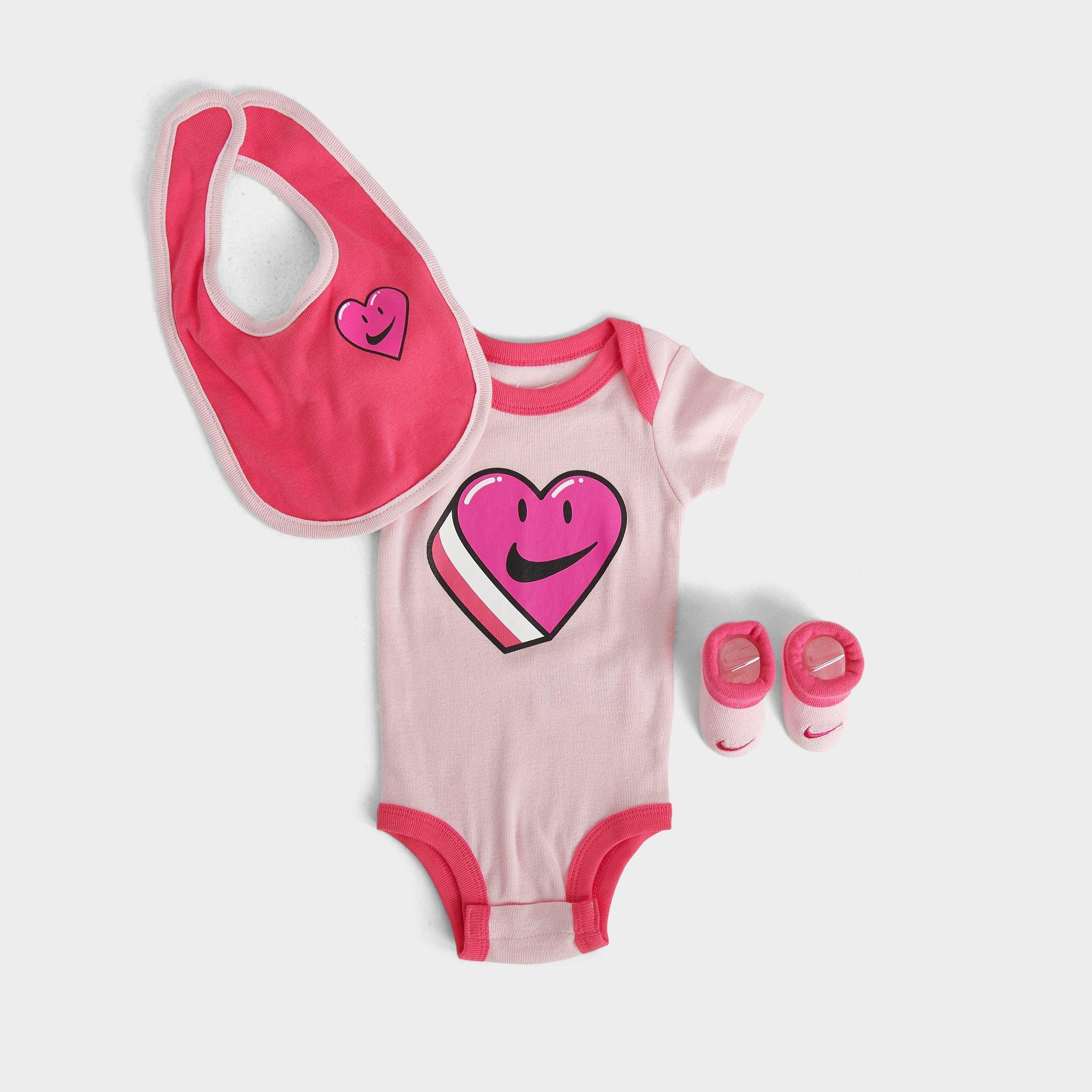 infant nike sets