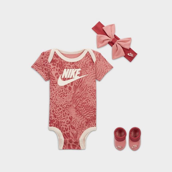 Girls Infant Nike Wildside Bodysuit 3 Piece Box Set JD Sports