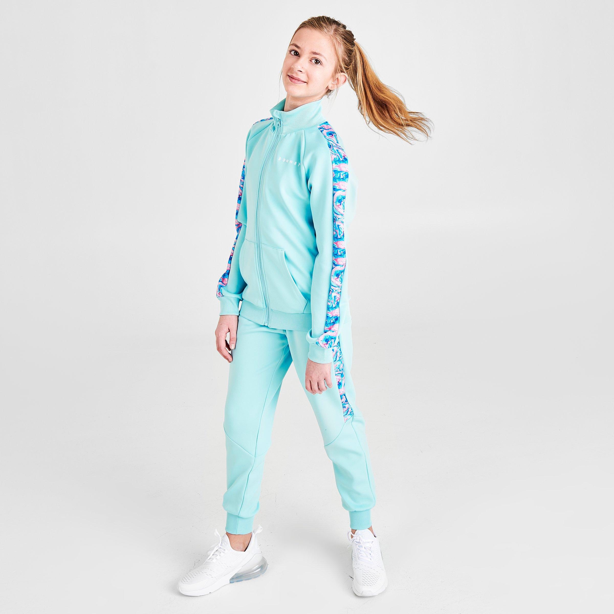 sonneti tracksuit girls