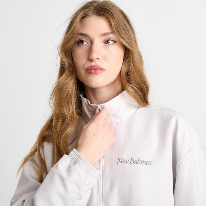 【New Balance】 WOMEN Two-Layer Hood Woven Jacke Women's New Balance Lightweight Woven Jacket| JD Sports