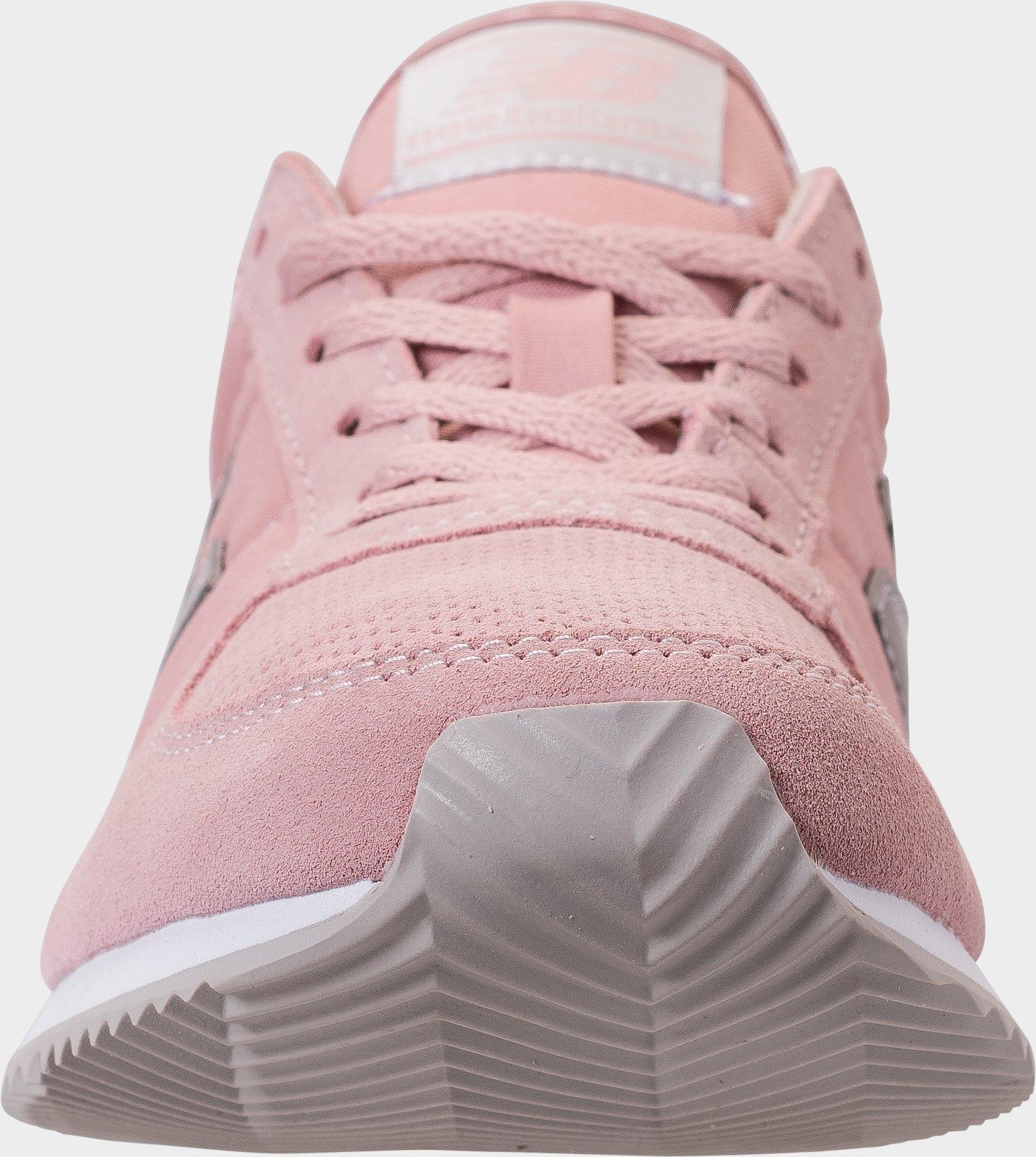 new balance women's 220 casual sneakers