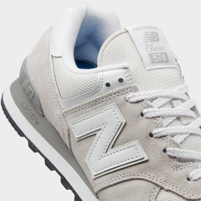 New balance best sale 670 women sneakers