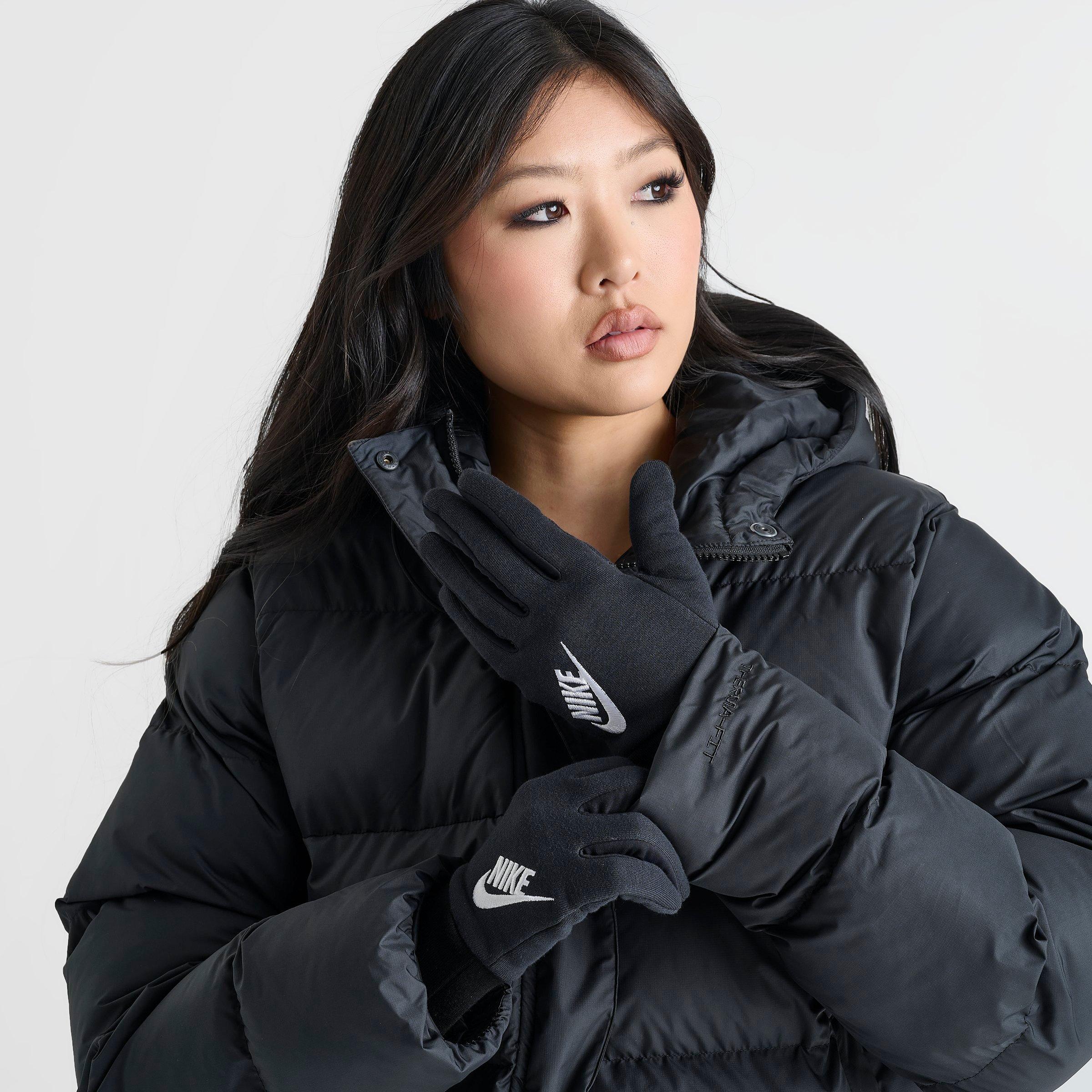 Nike Women's Club Fleece Gloves in Black Size: Large