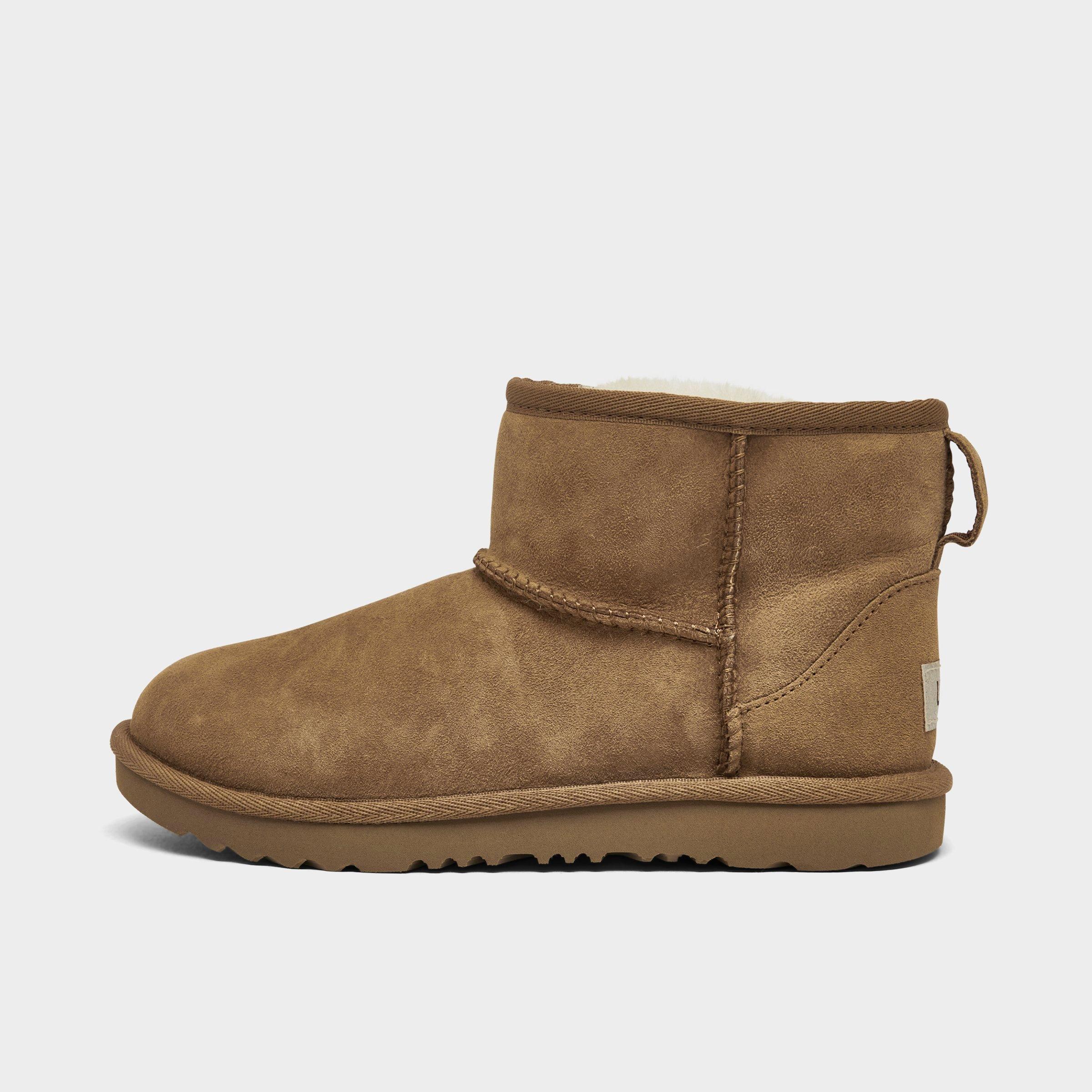 UGG Kids Classic II Mini Boots (13C-6Y) in Chestnut