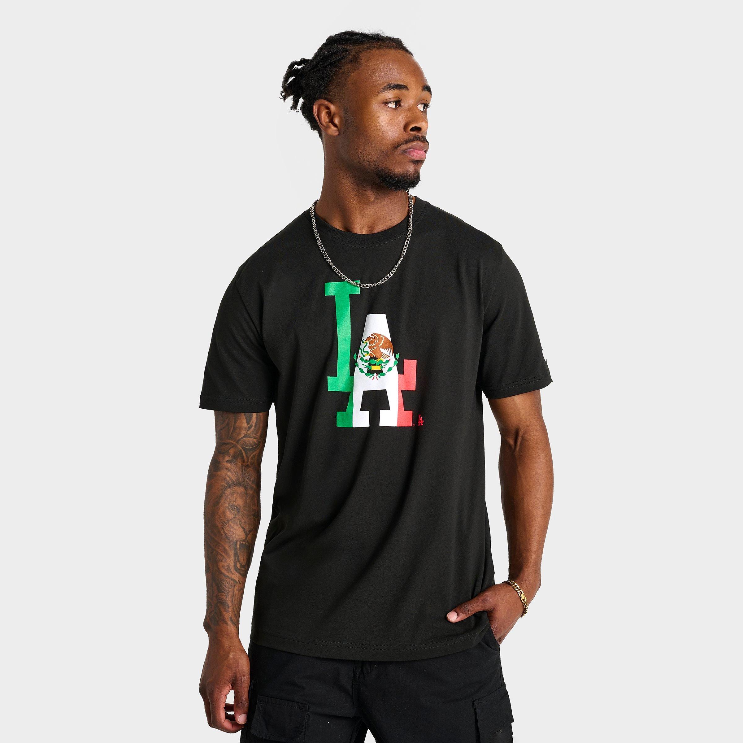 New Era Men's Los Angeles Dodgers MLB Mexico Flag Logo T-Shirt in Black Size: Small