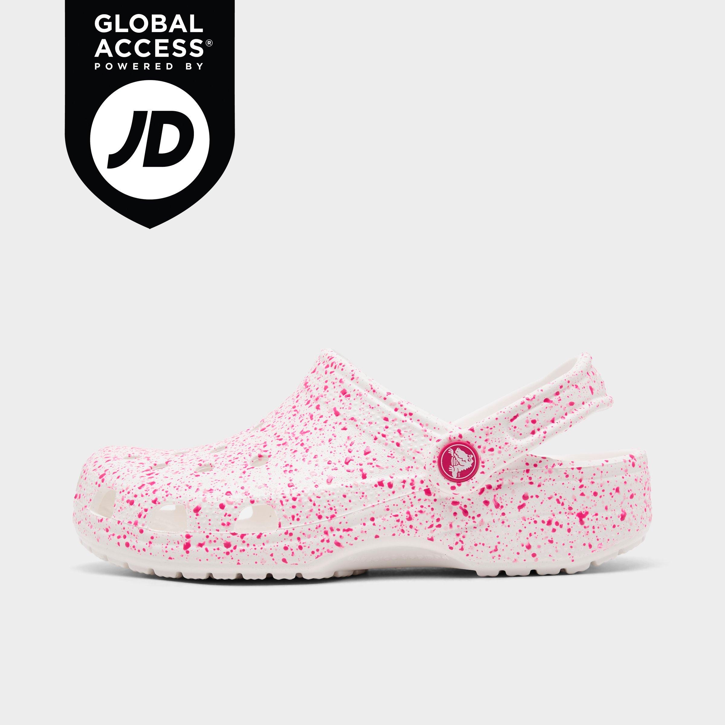 Crocs Girls Big Kids Paint Splatter Classic Clog Shoes in White/Pink Size: 4