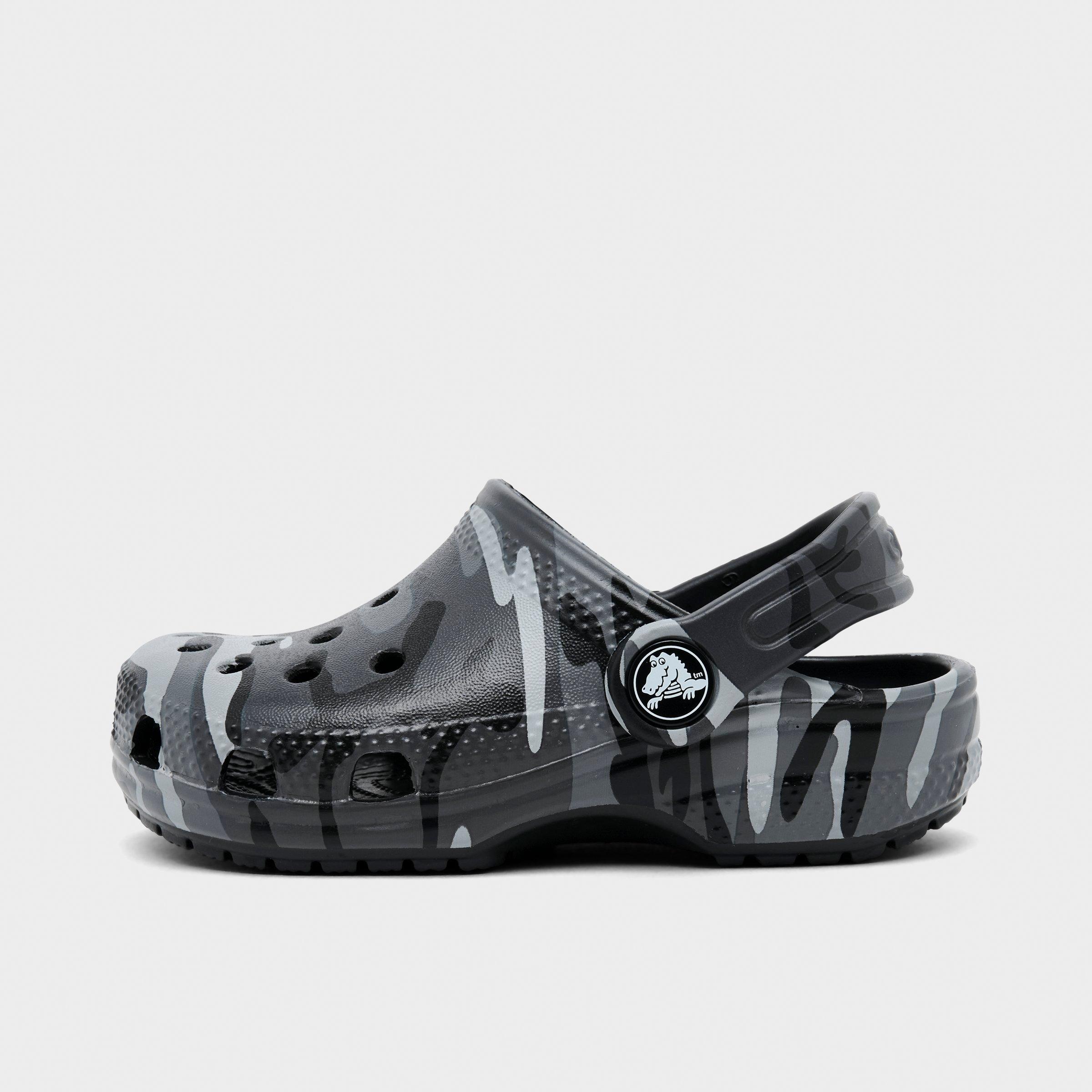 Crocs Kids Toddler Classic Camo Clog Shoes in Black/Slate Grey Size: 5.0