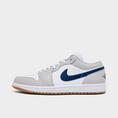 White/Neutral Grey/Gum Medium Brown/Midnight Navy