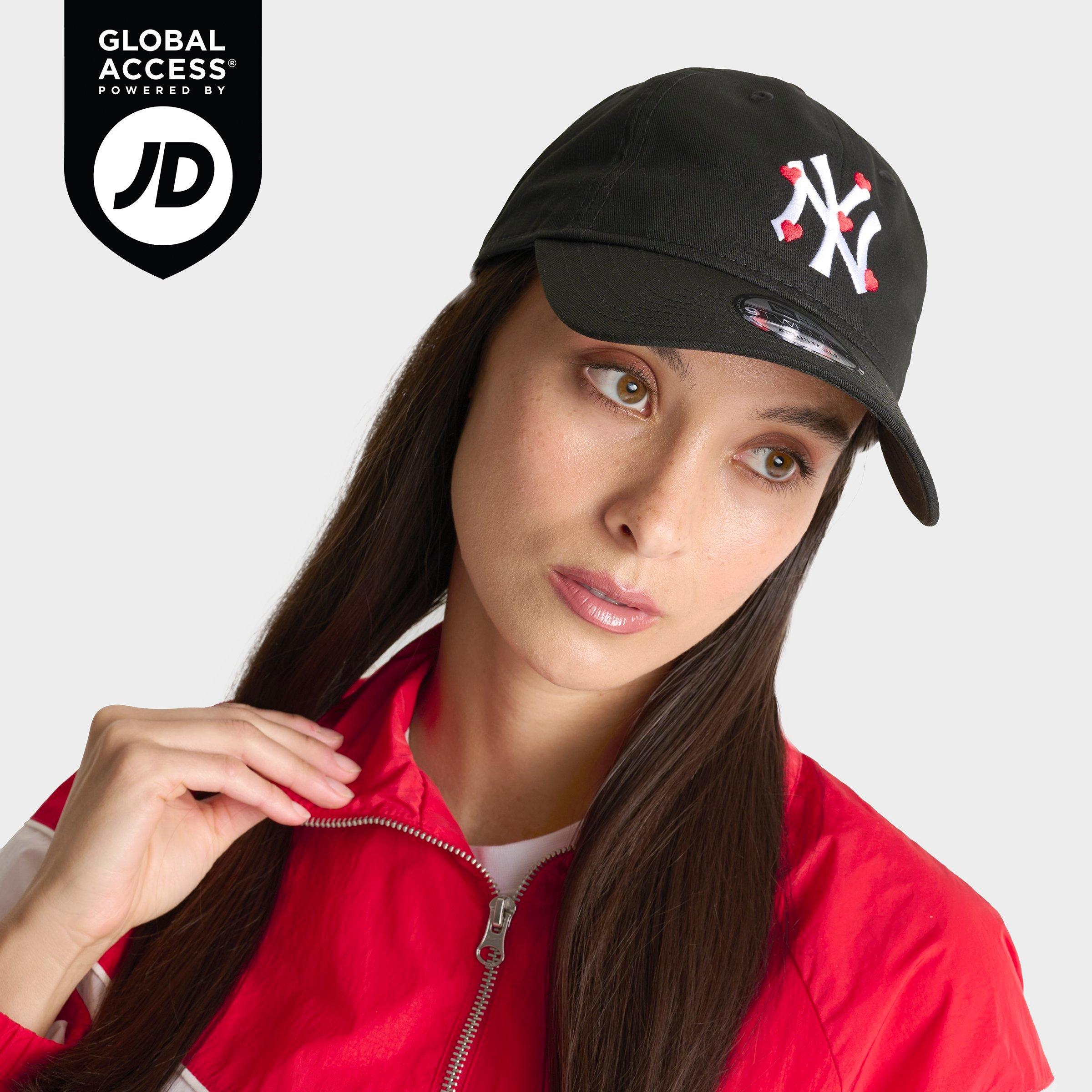 New Era New York Yankees MLB All Love 9TWENTY Strapback Hat in Black