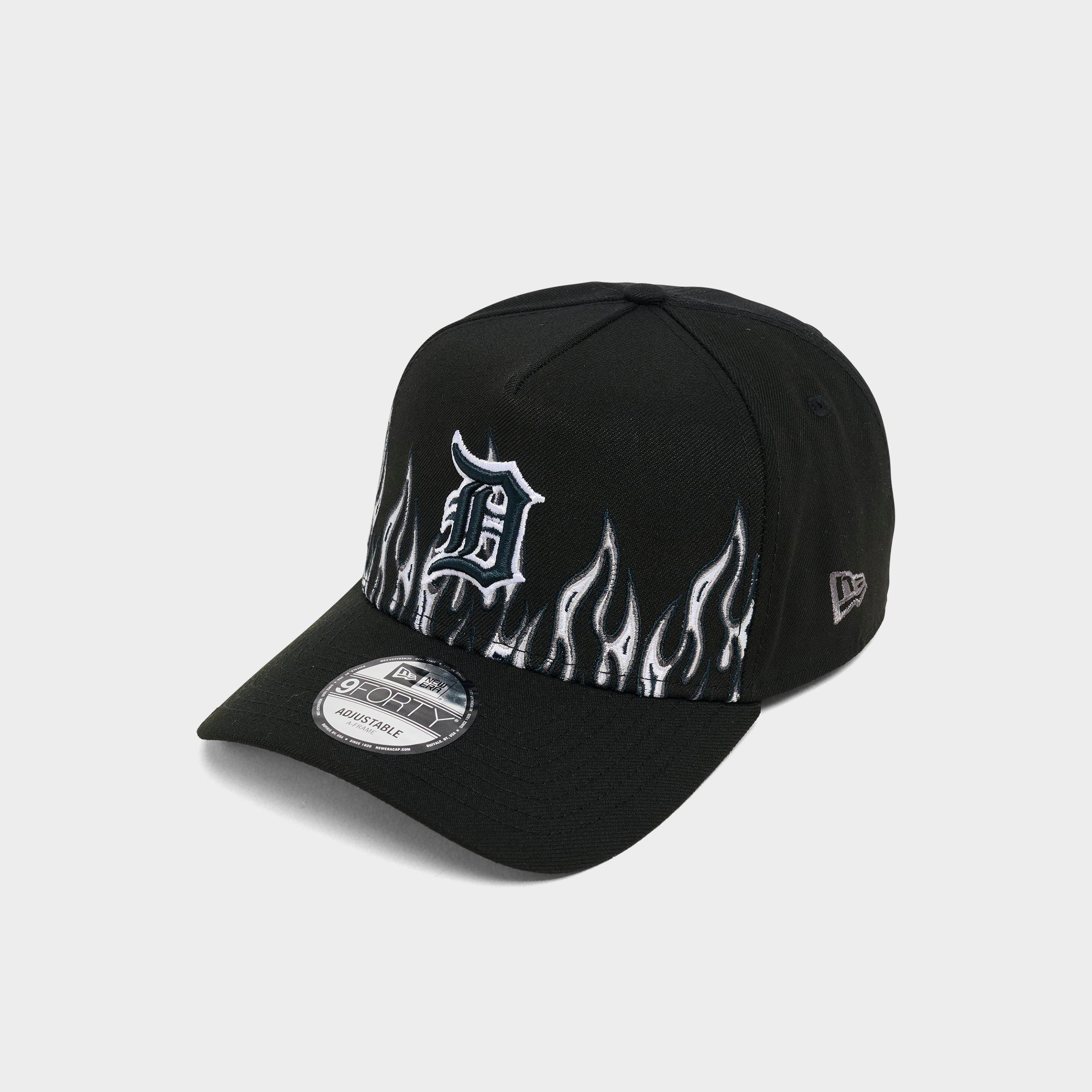 New Era Detroit Tigers MLB Large Flame Logo 9FORTY A-Frame Snapback Hat in Black/White