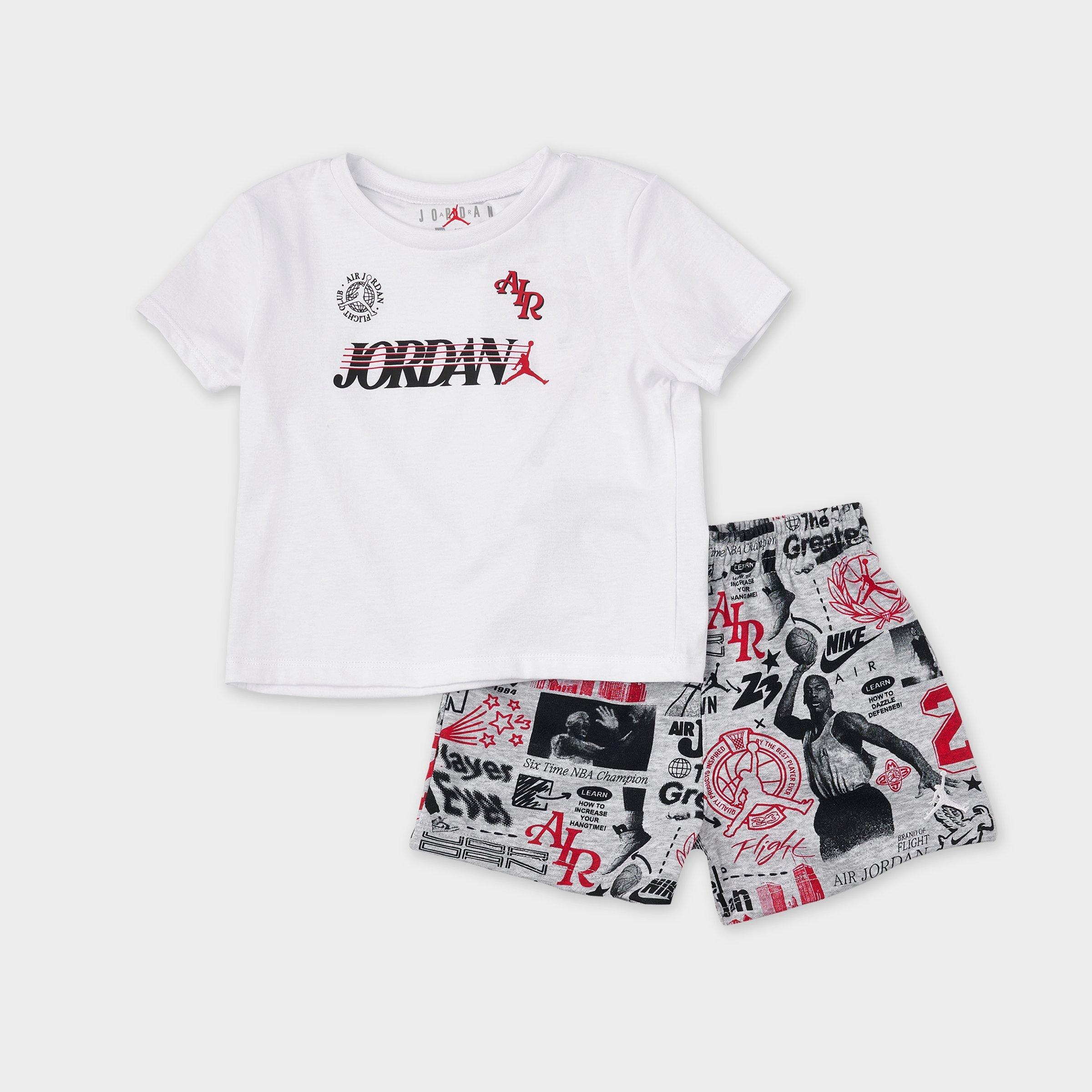 Jordan Kids Toddler Sports Club T-Shirt and Shorts Set in Light Grey Heather Size: 24M