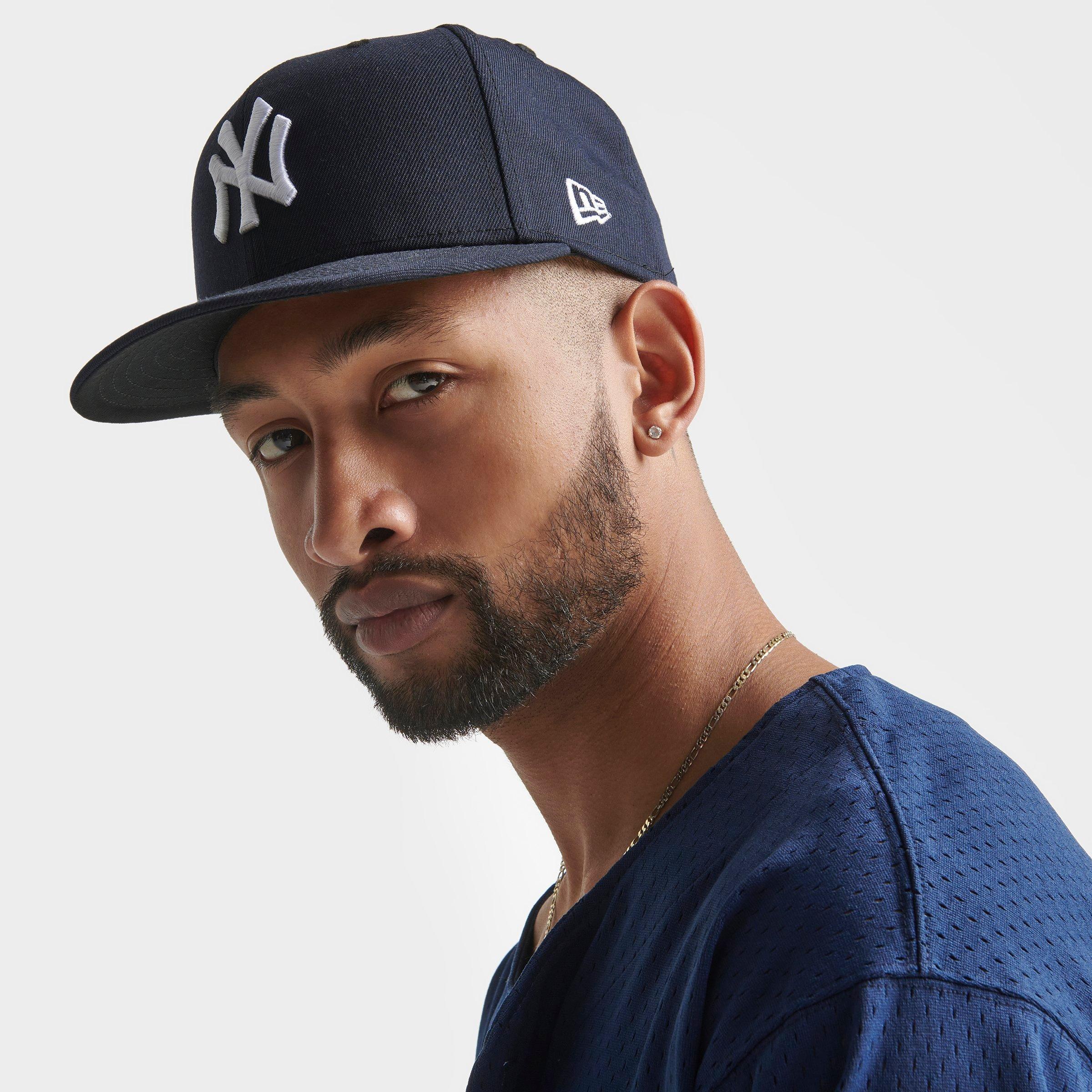 New Era Men's New York Yankees MLB Navy 59FIFTY Fitted Hat in Navy/White Size: 7 1/2