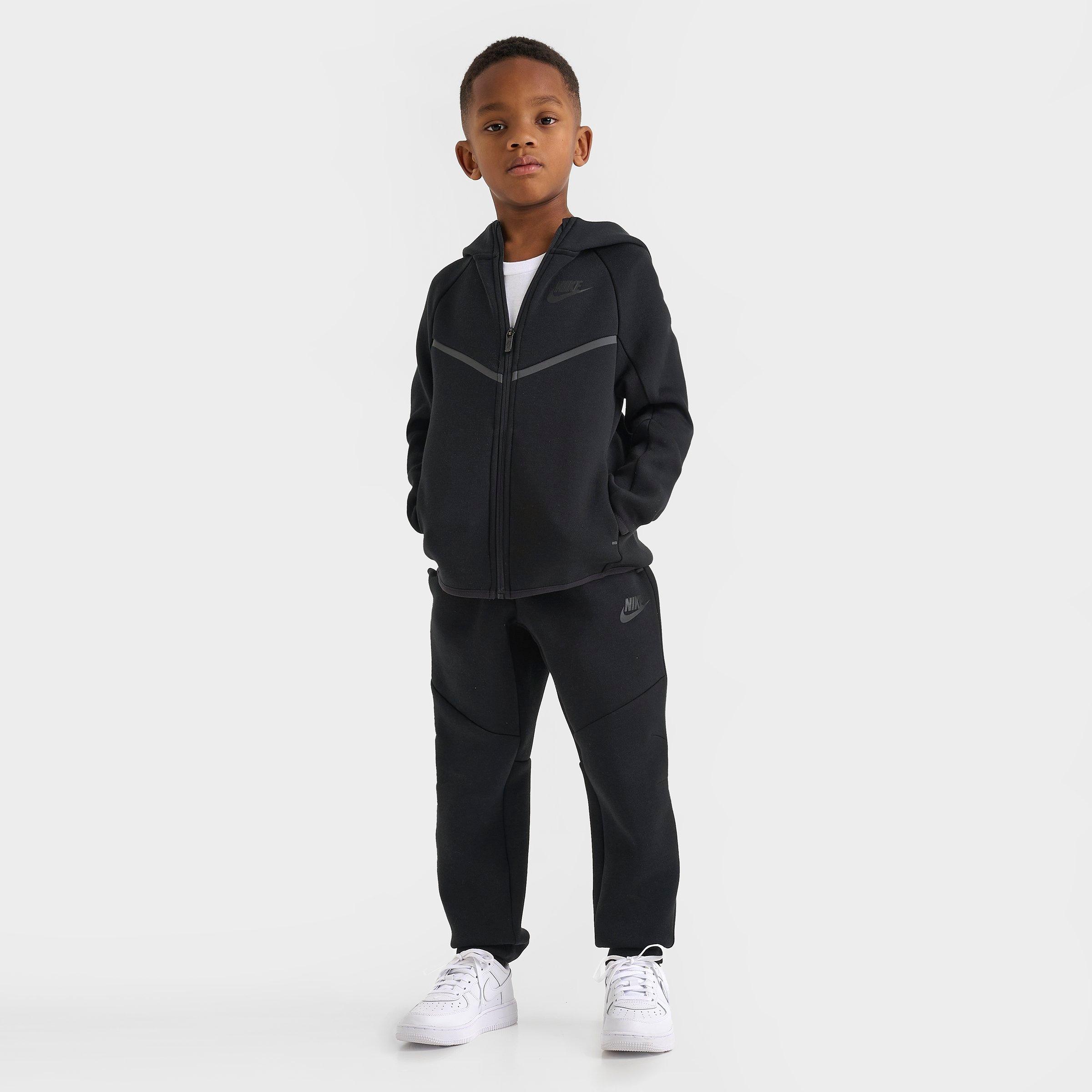 Nike Little Kids Tech Fleece Full-Zip Set in Black Size: 4