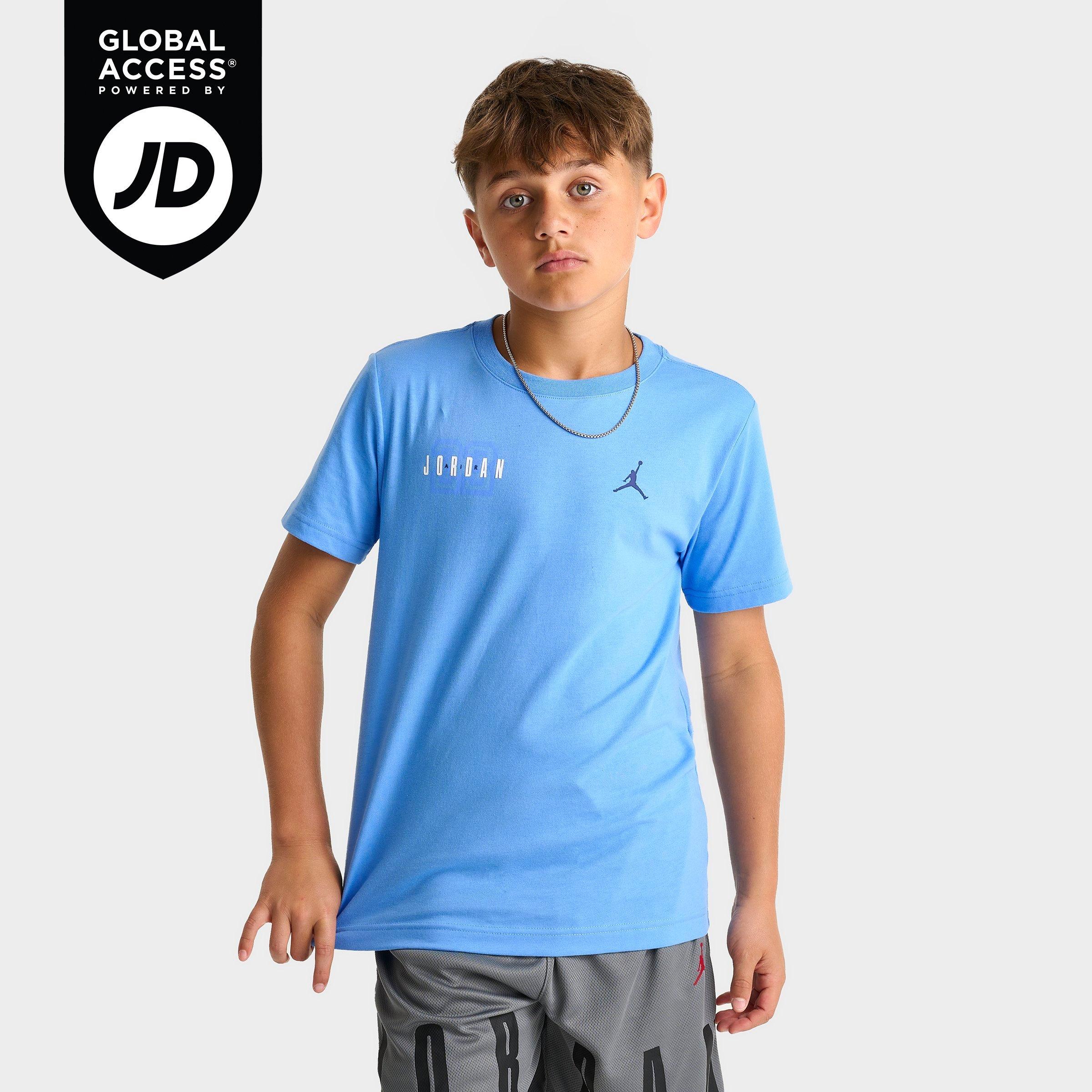 Jordan Kids Courtyard T-Shirt in UNIVERSITY BLUE Size: Small