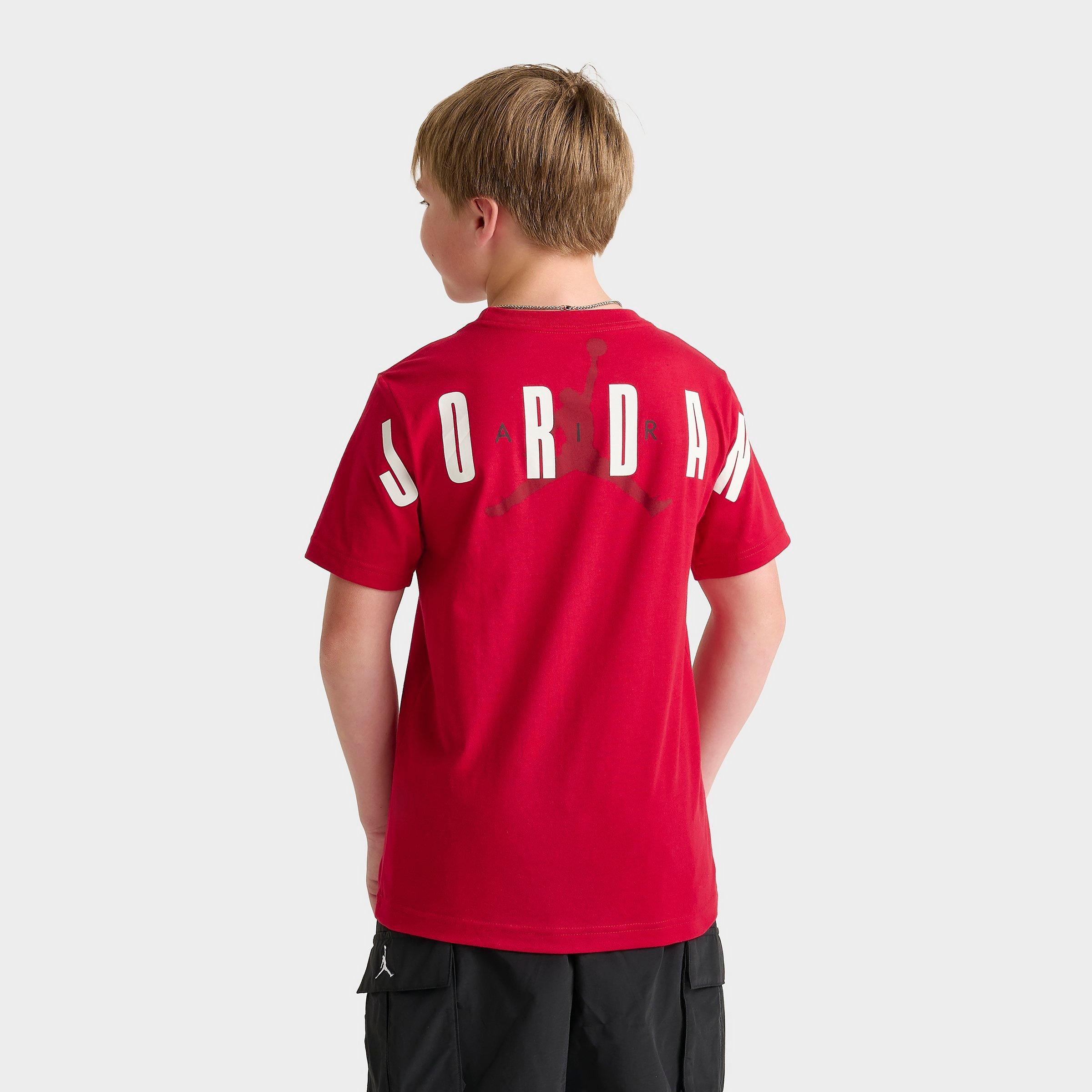 Jordan Kids Courtyard T-Shirt in Gym Red Size: Small