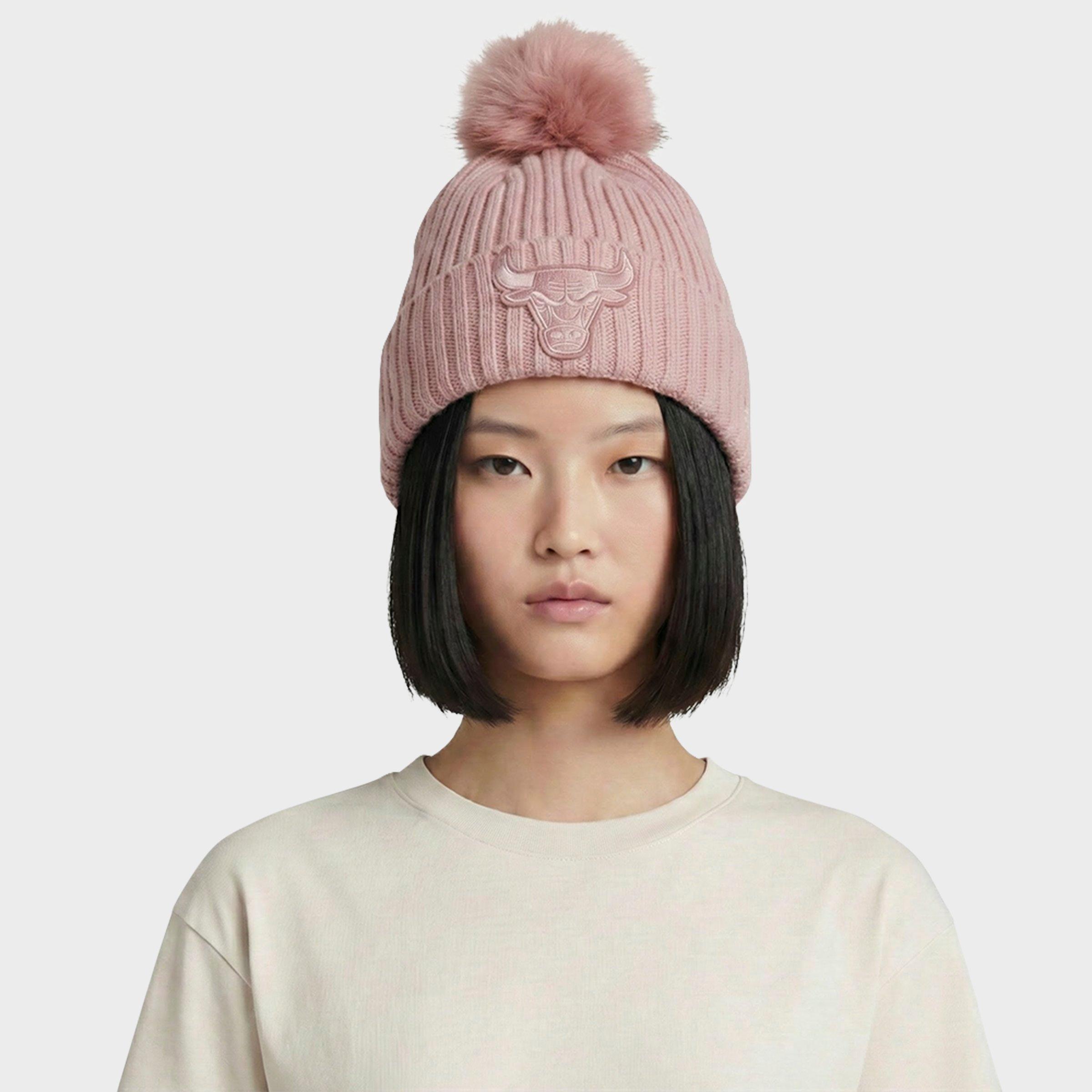 Pro Standard Chicago Bulls NBA Classic Pro Fur Pom Beanie Hat in Deauville Mauve