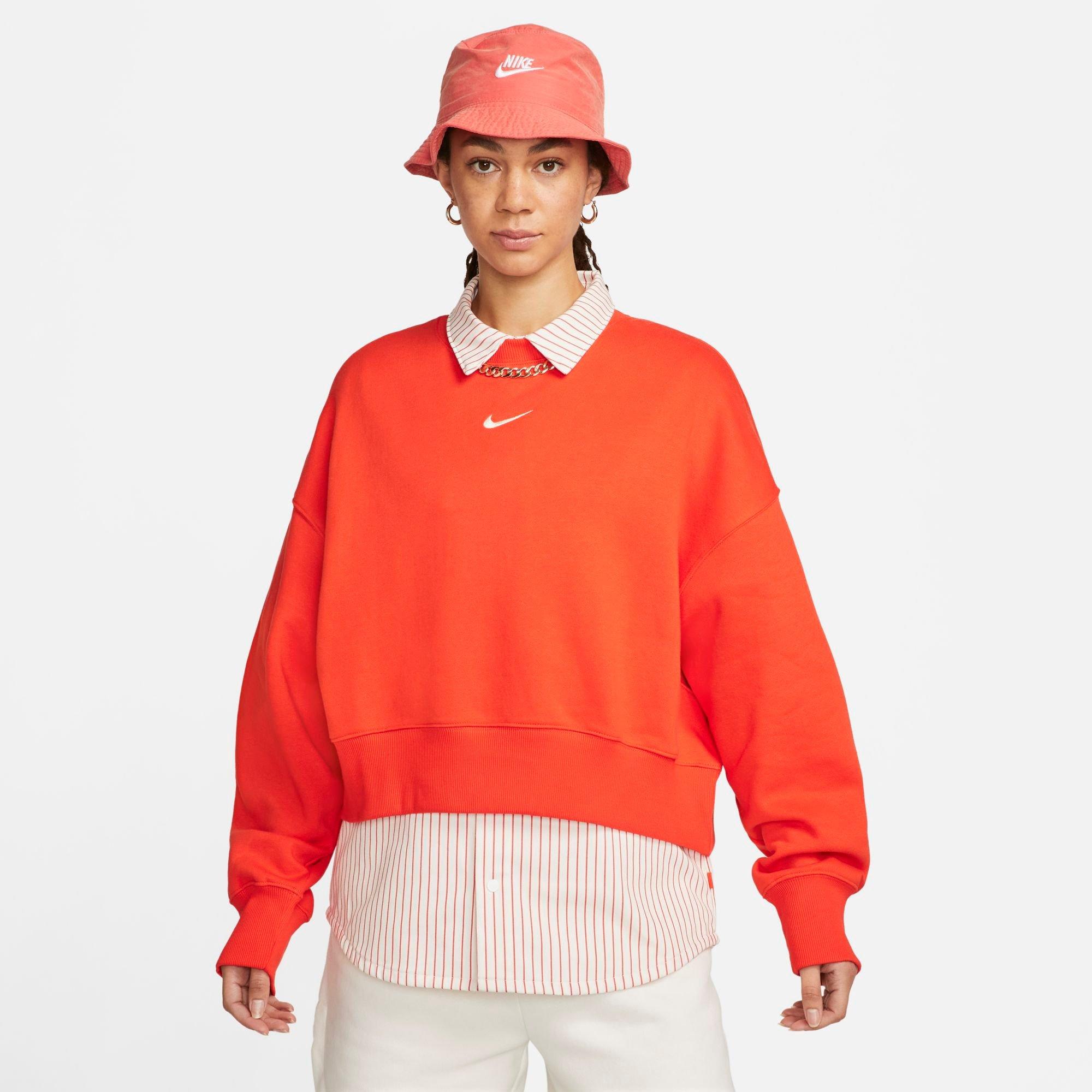 Nike Women's Sportswear Phoenix Fleece Oversized Crewneck Sweatshirt