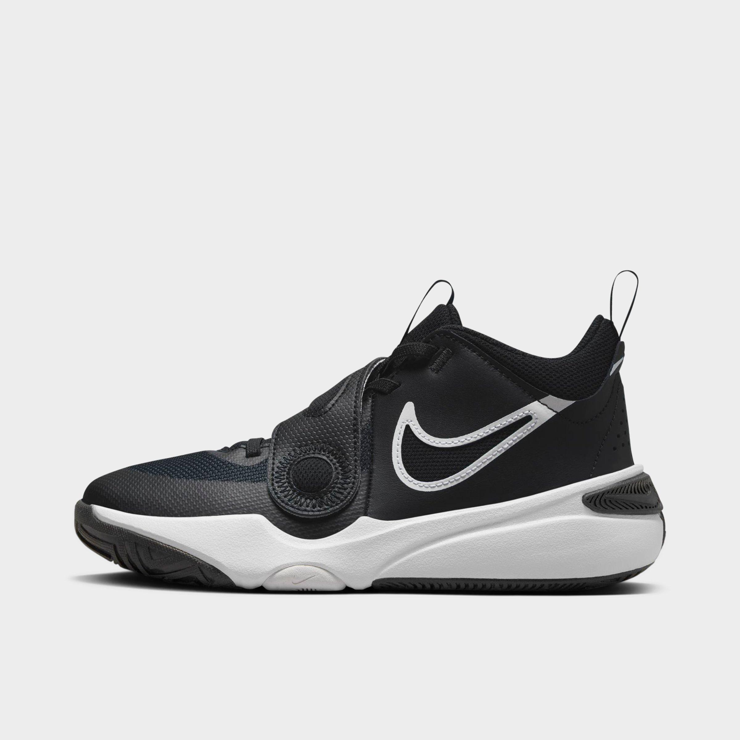 Nike Big Kids Team Hustle D 11 Stretch Lace Casual Shoes in Black/White Size: 3.5