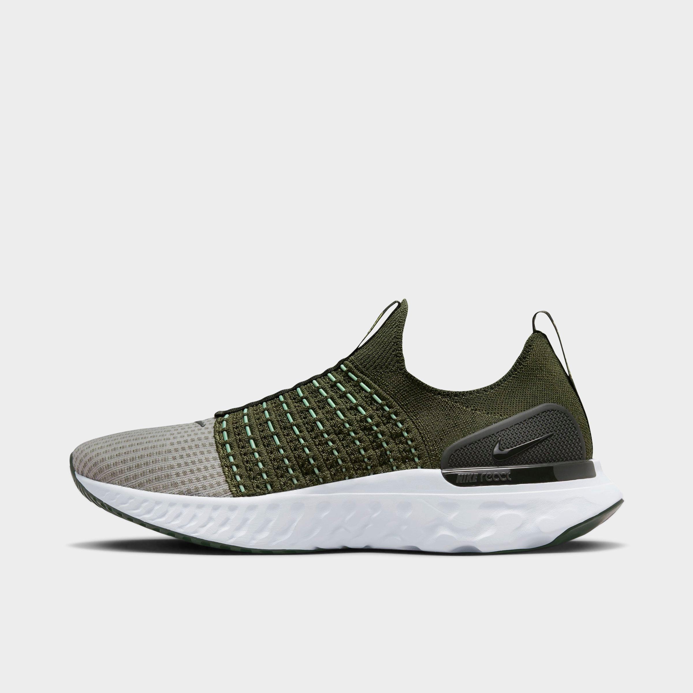 Nike Men's React Phantom Run Flyknit 2 Running Shoes in Rough Green/Sequoia/Enamel Green Size: 13.0