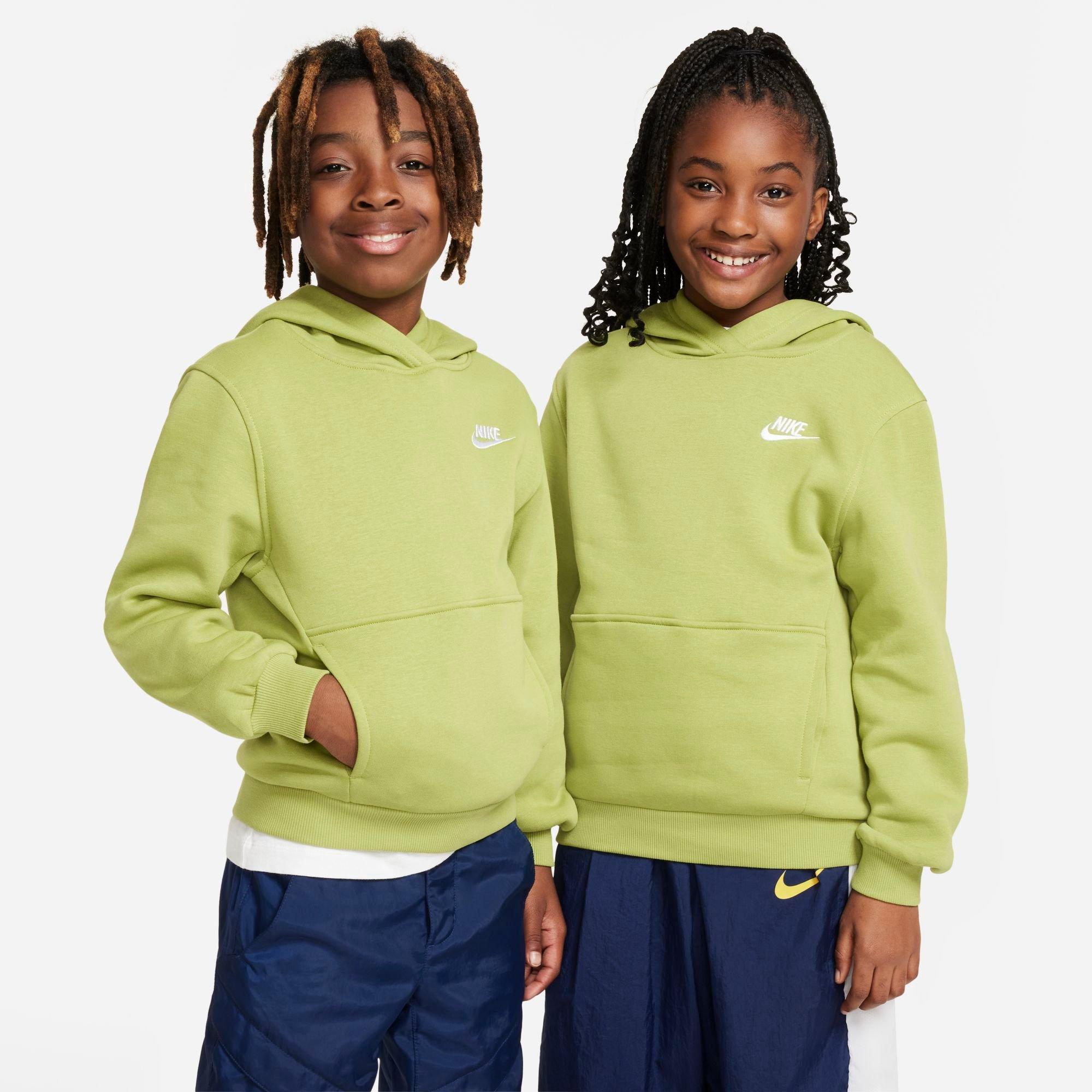 Nike Kids Sportswear Club Fleece Pullover Hoodie in Pear/White Size: Large