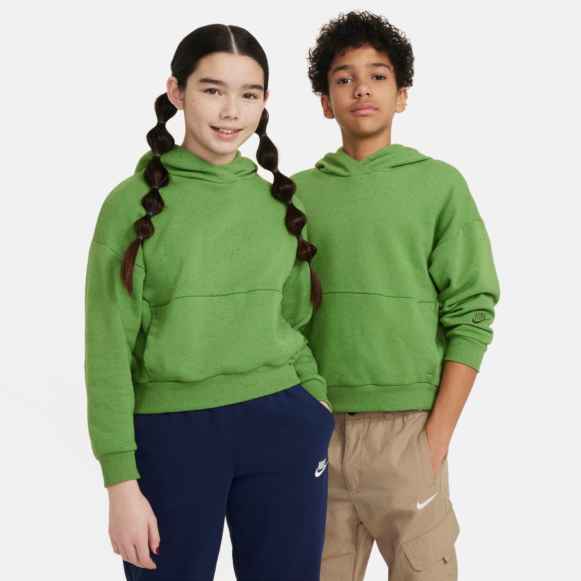 Nike Big Kids Sportswear Icon Fleece FlyEase Pullover Hoodie in Chlorophyll/Sail/Treeline Size: XS