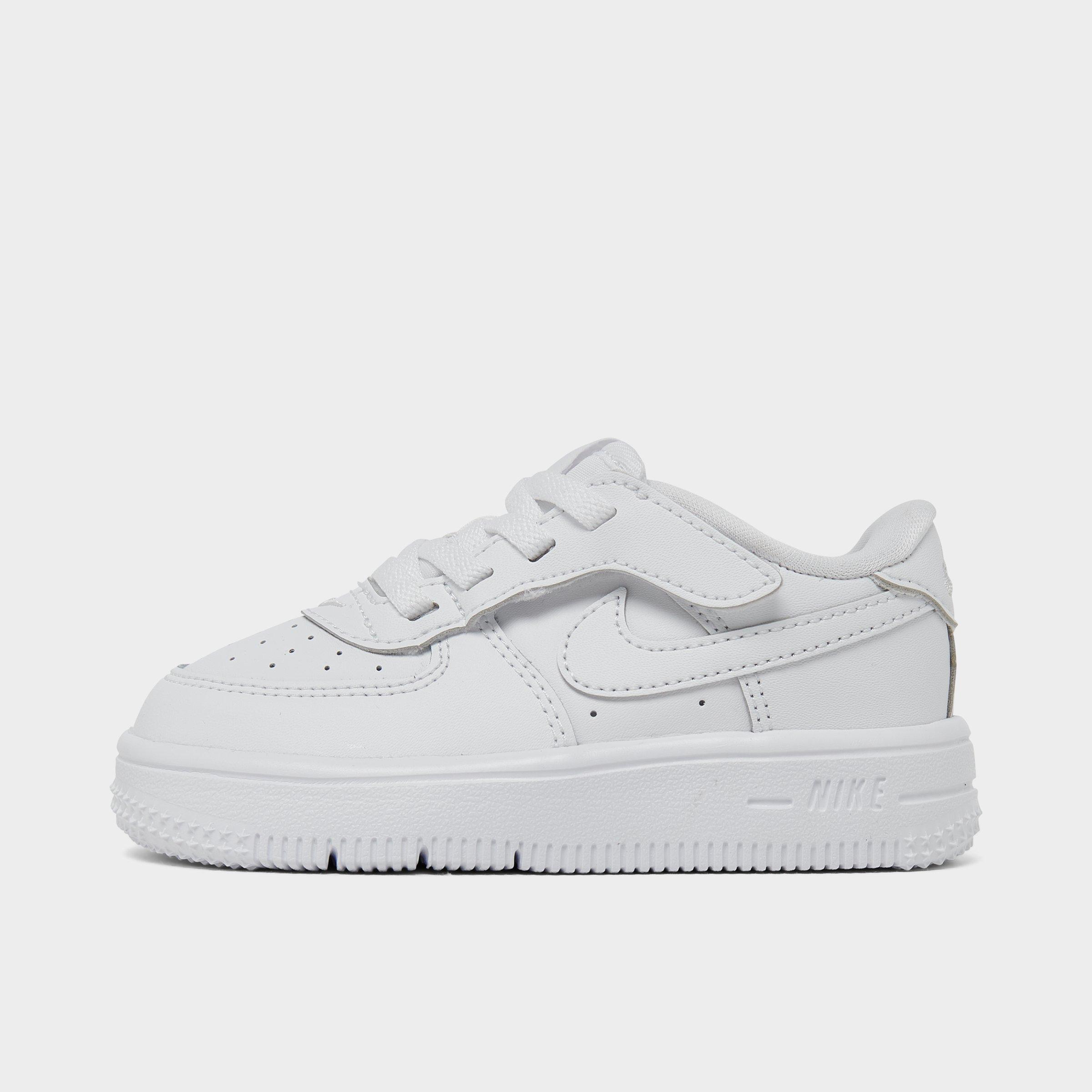 Nike Kids Toddler Force 1 Low EasyOn Stretch Lace Casual Shoes (4C-7C) in White-WHITE Size: 4.0