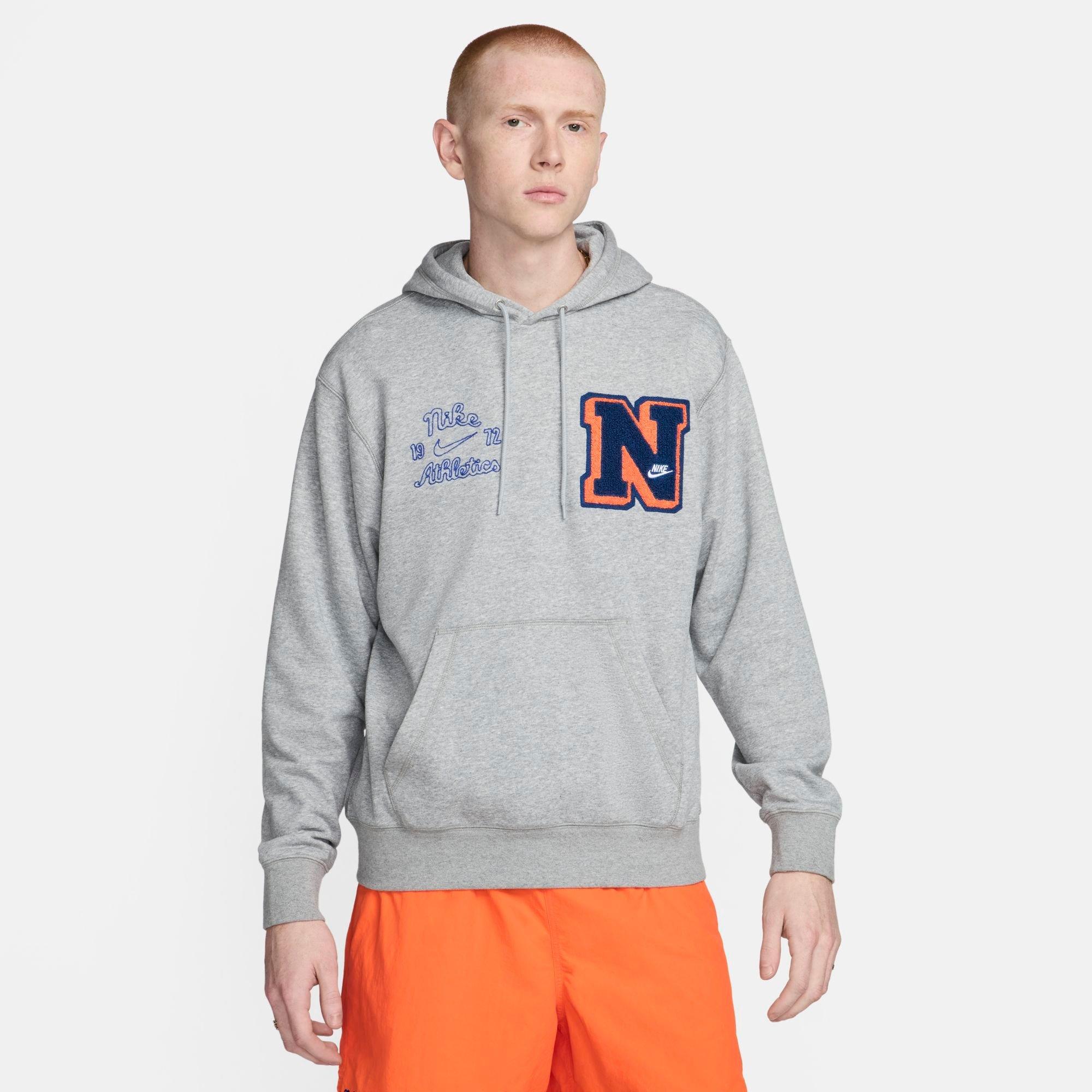 Nike Men's Club Fleece Varsity Letter French Terry Pullover Hoodie in Dark Grey Heather/Light Smoke Grey Size: Medium