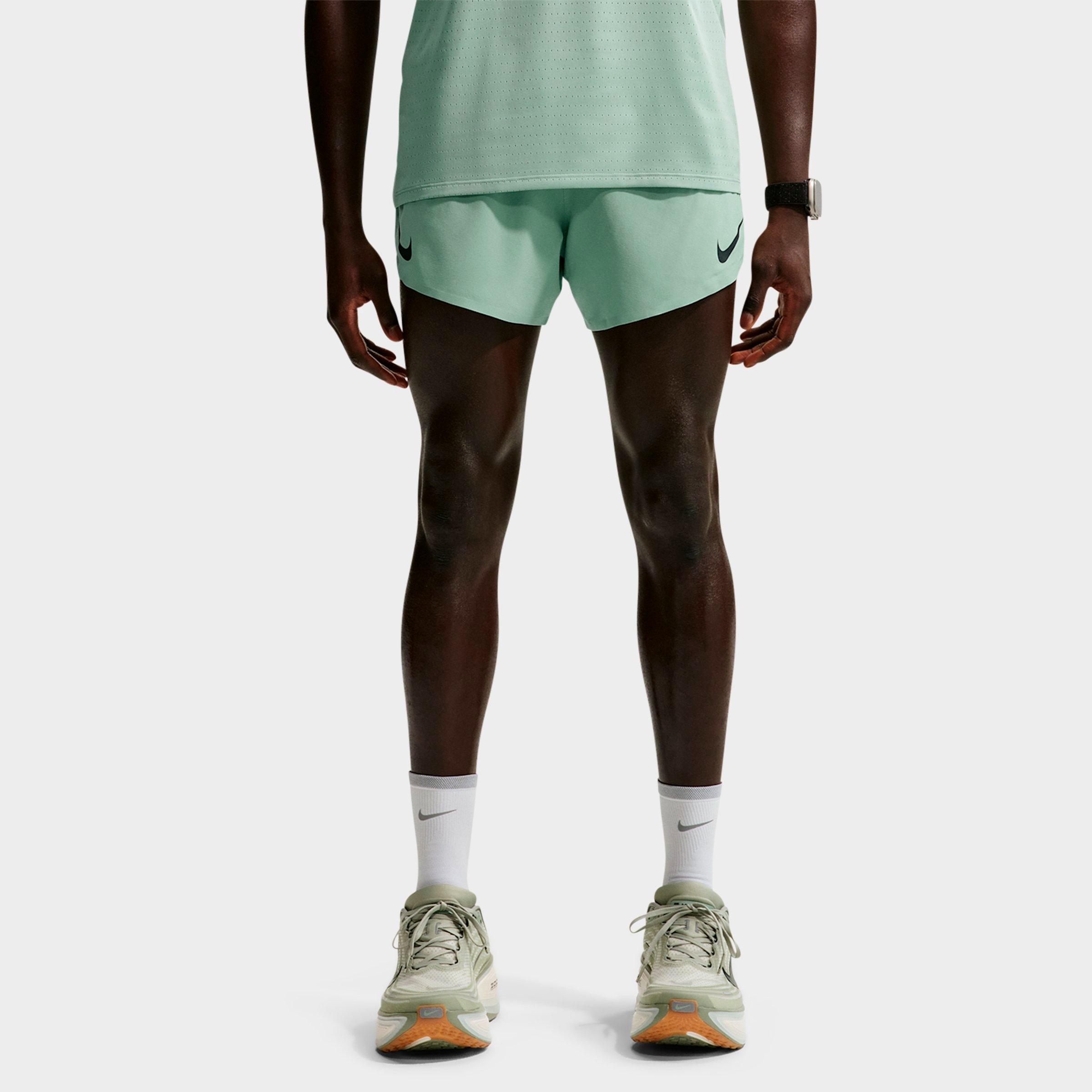 Nike Men's AeroSwift Dri-FIT ADV 4" Brief-Lined Running Shorts in Steam/Black Size: Large