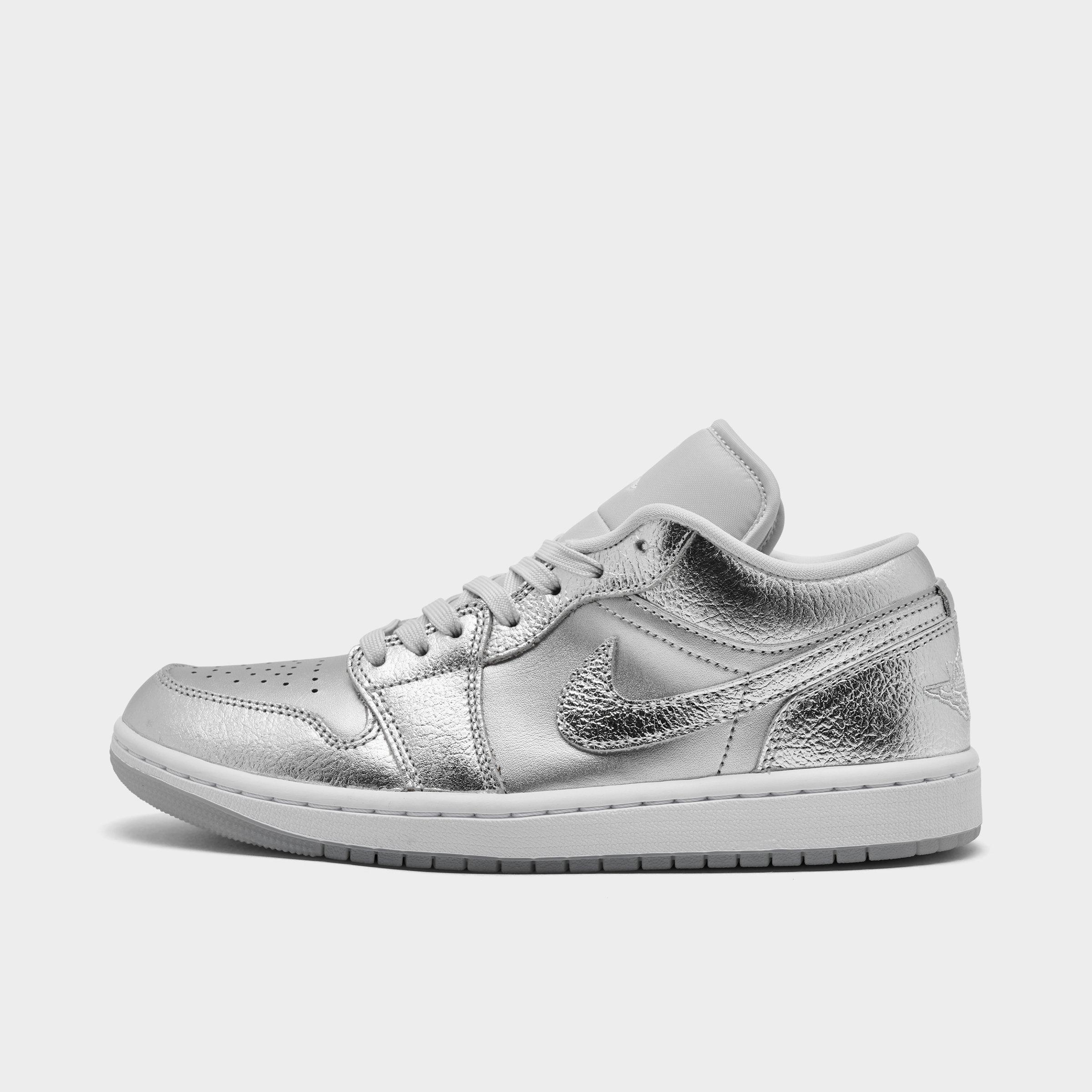Jordan Women's Air Retro 1 Low SE Casual Shoes