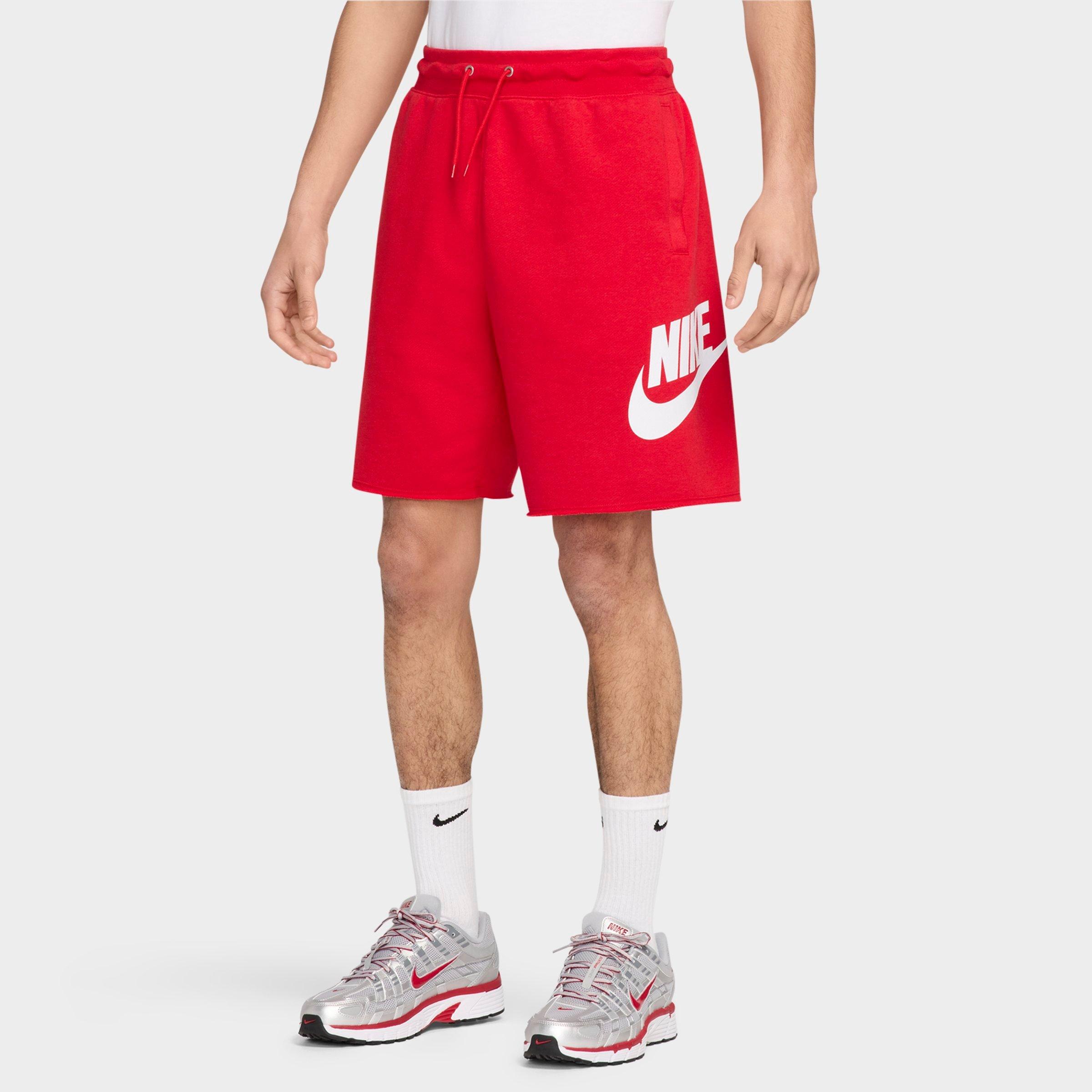 Nike Men's Club French Terry Alumni Shorts in UNIVERSITY RED/UNVRE Size: XS